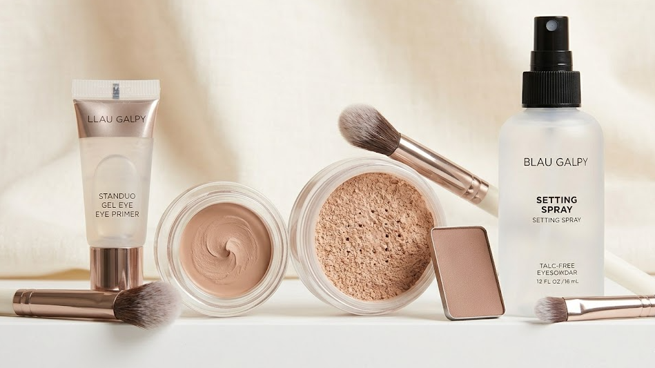 How to Apply Eyeshadow Makeup